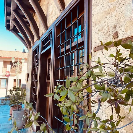 Aristotelous Alexandrou Historic Hotel
